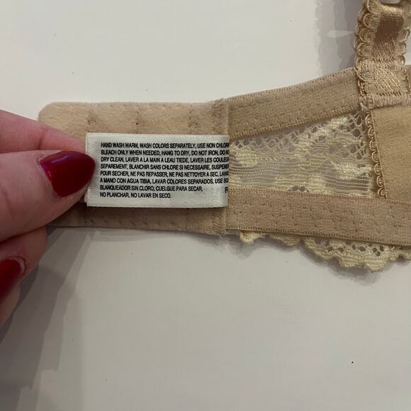 Wacoal Embrace Lace Push Up Bra 858191 Size 34D Lot of 2 Bundle Nude Cappuccino - Picture 8 of 15